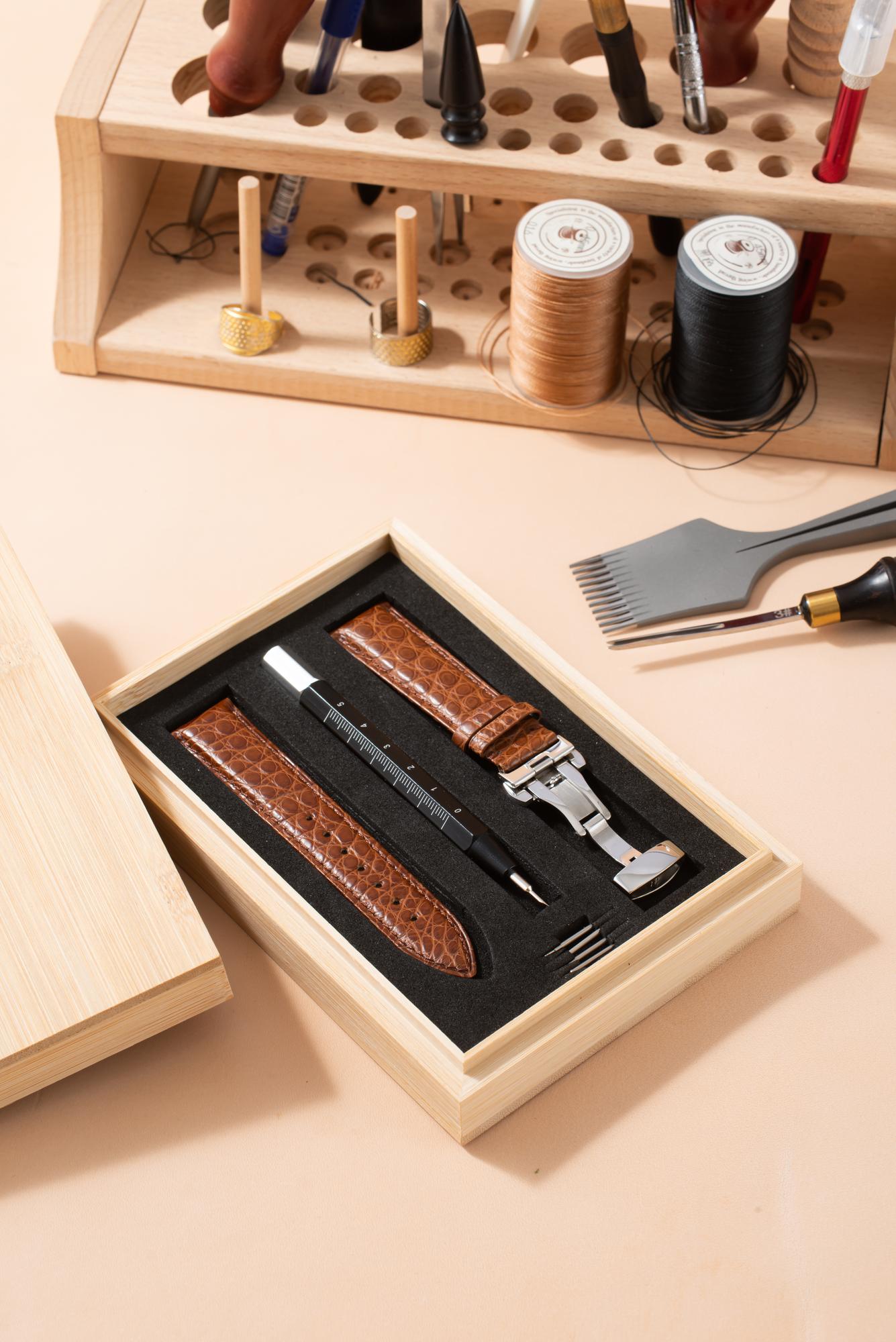 Kit del corso con filati e telaio